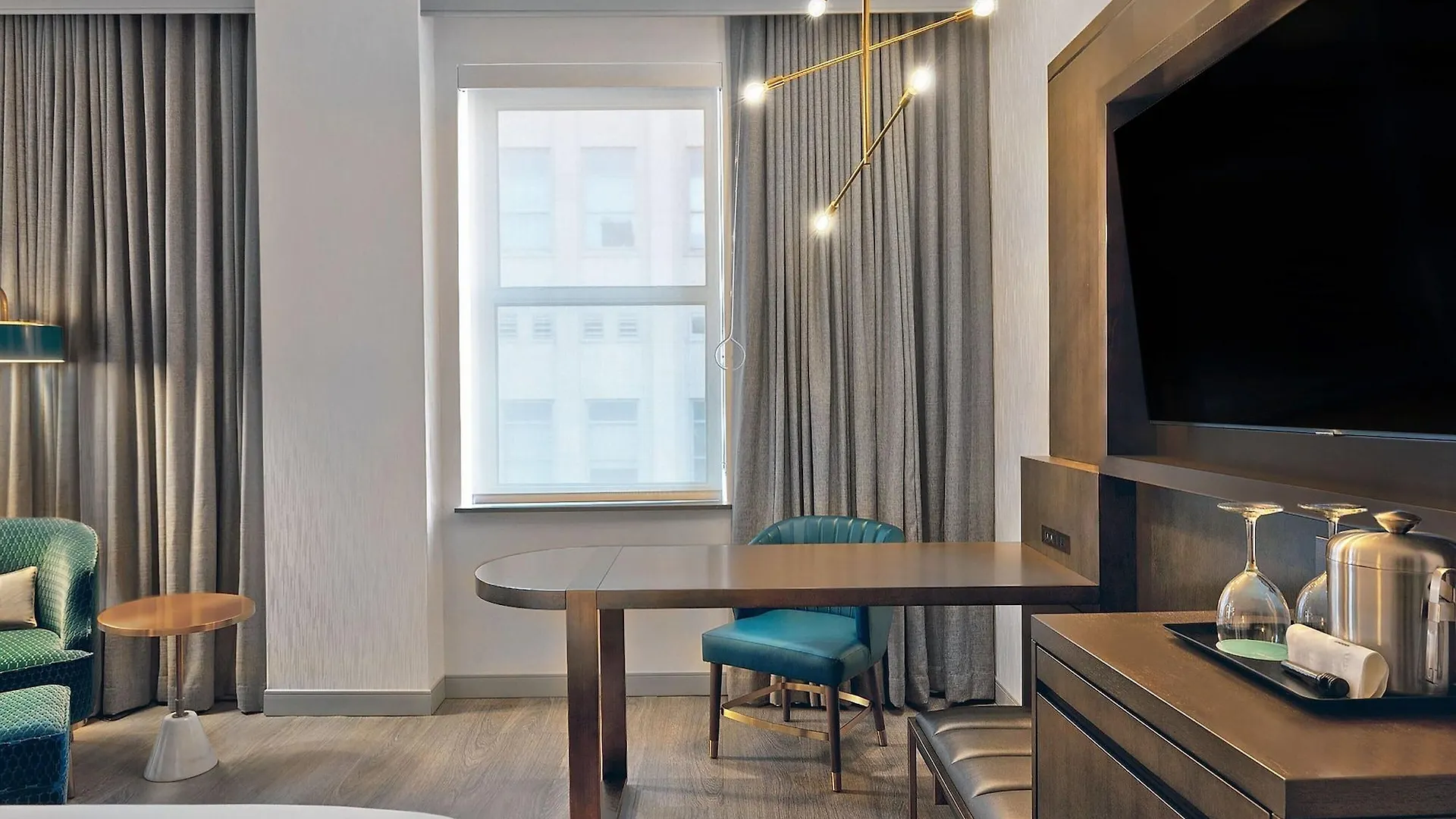 Le Meridien St. Louis Downtown Hotel